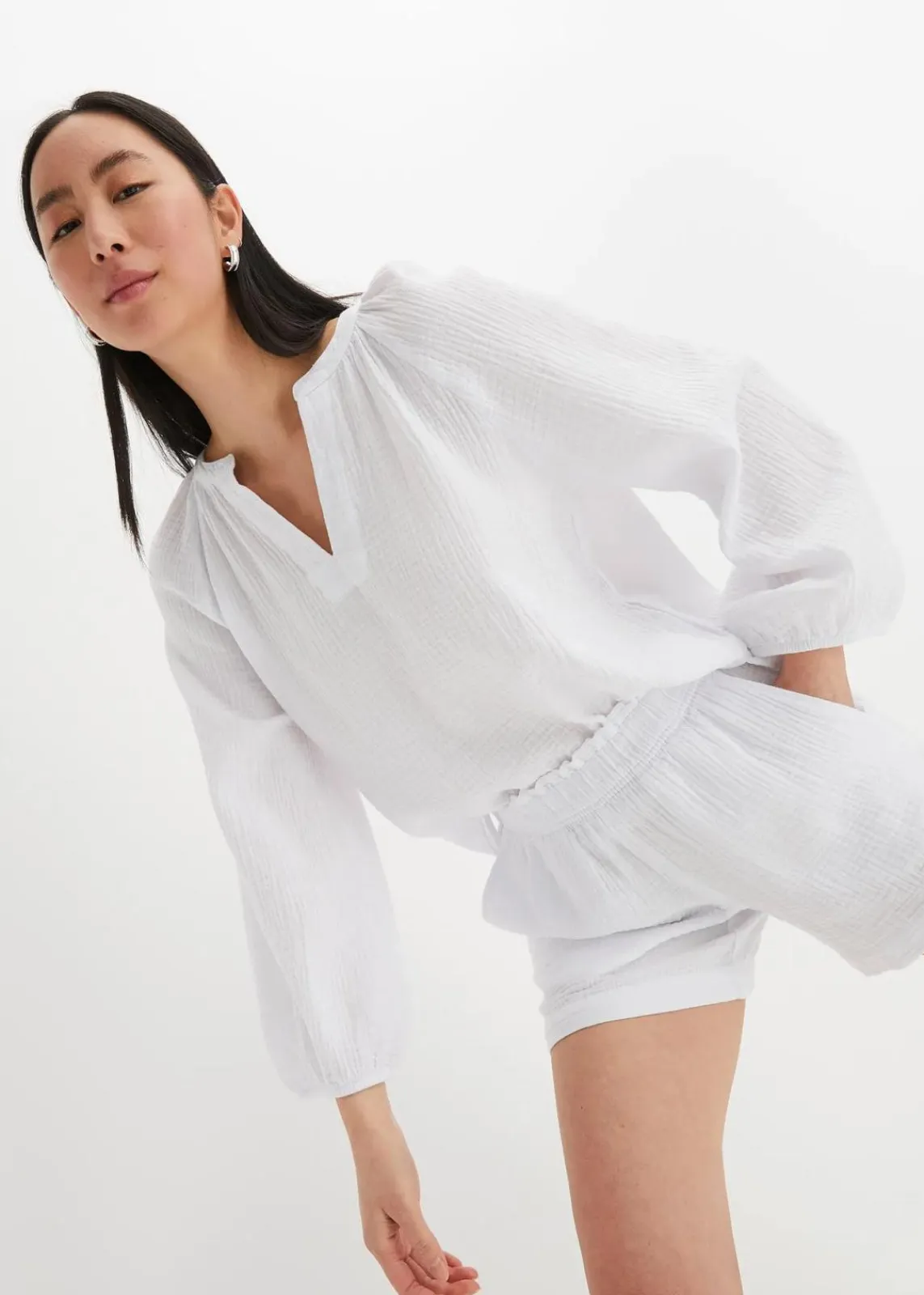 bonprix Bekleidung·Jacken & Mäntel|Blusen & Tuniken^Oversize-Bluse aus Musselin weiß