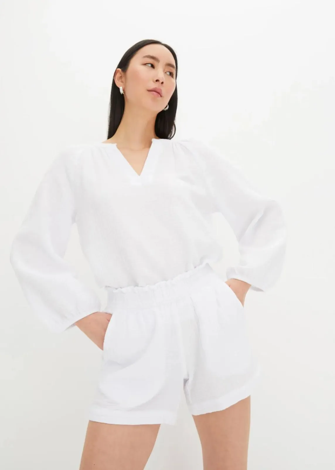 bonprix Bekleidung·Jacken & Mäntel|Blusen & Tuniken^Oversize-Bluse aus Musselin weiß