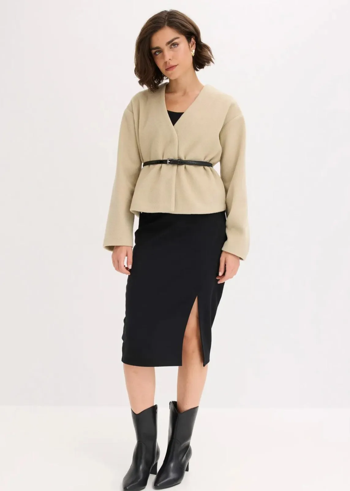bonprix Blazer|Bekleidung·Basics^Oversized Blazer mit Gürtel in Wolloptik, ungefüttert mattschilf