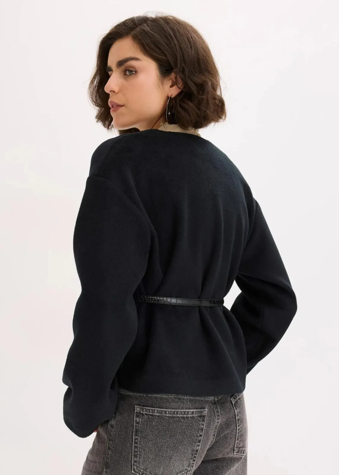 bonprix Bekleidung·Basics|Blazer^Oversized Blazer mit Gürtel in Wolloptik, ungefüttert schwarz