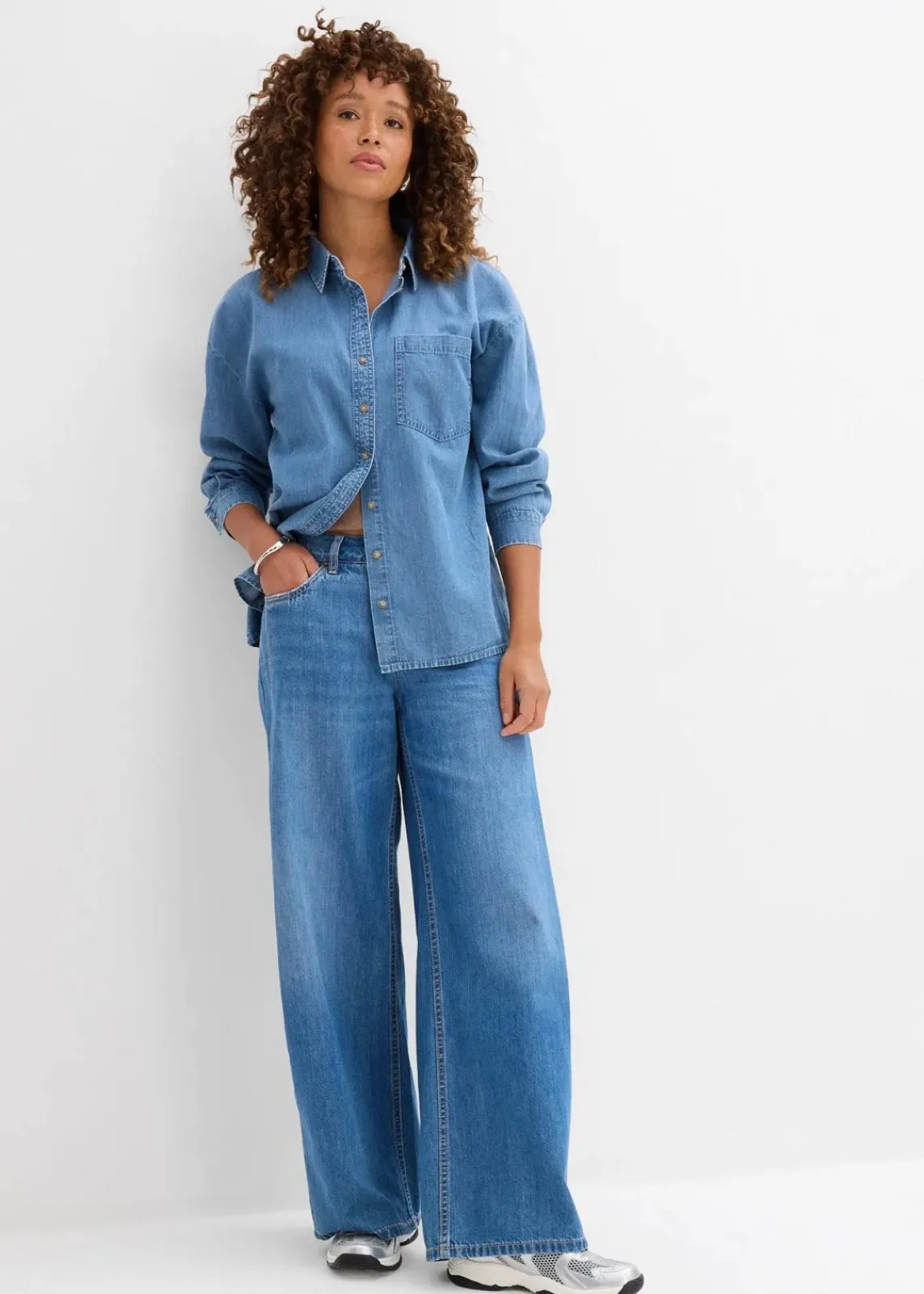 bonprix Blusen & Tuniken|Nachhaltigere Materialien^Oversized Jeanshemd aus Bio-Baumwolle hellblau denim