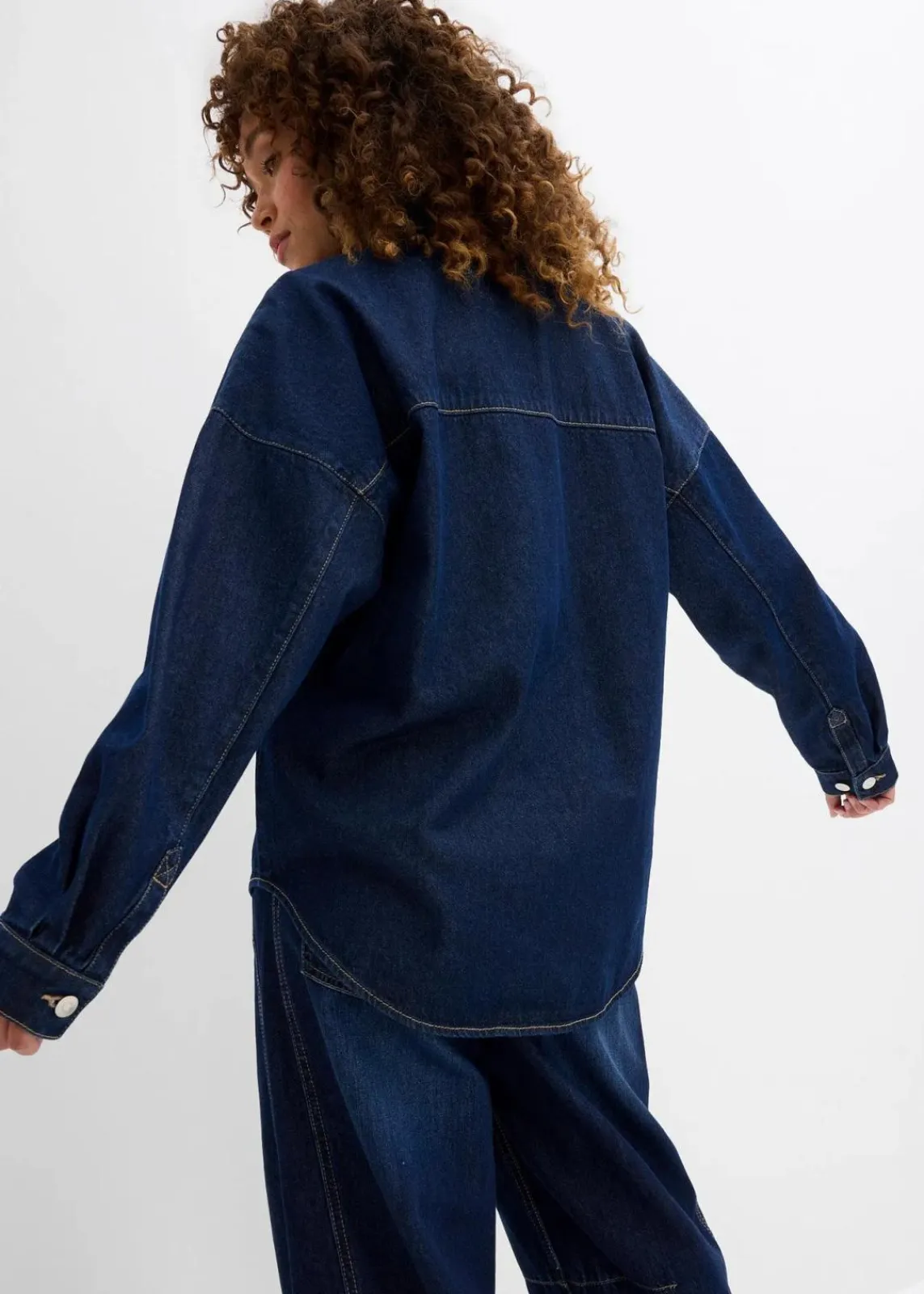 bonprix Bekleidung·Hosen|Nachhaltigere Materialien^Oversized Jeans-Overshirt aus Bio-Baumwolle tiefblau denim ungewaschen