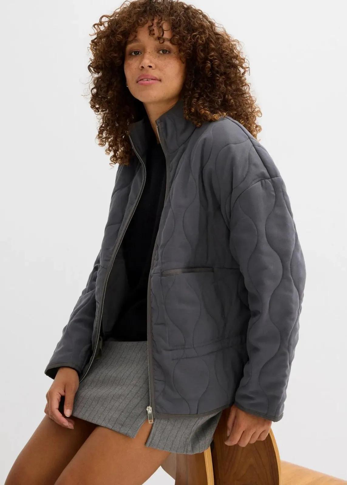 bonprix Jacken & Mäntel|Bekleidung·Hosen^Oversized Steppjacke schiefergrau washed