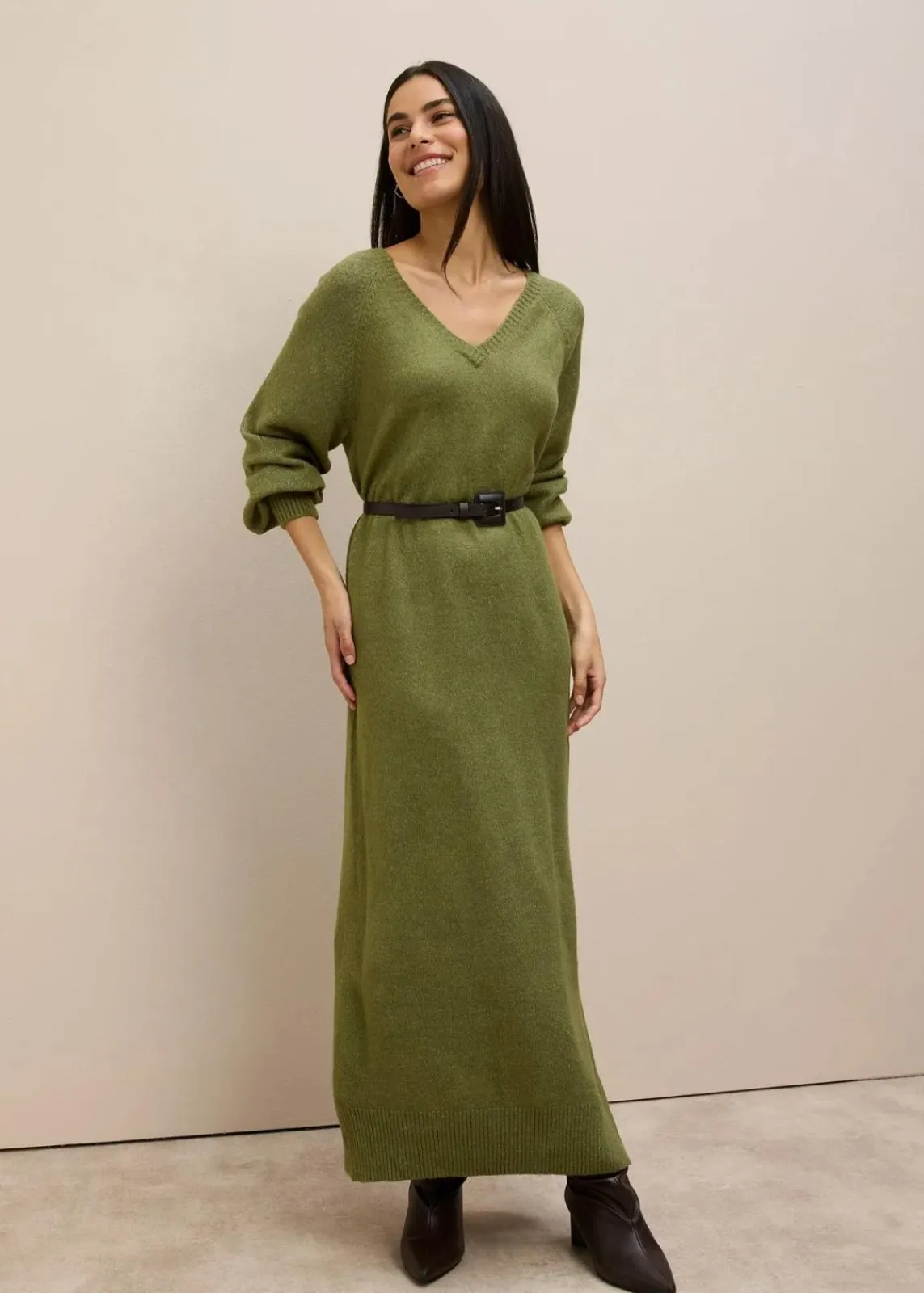 bonprix Strickmode|Kleider^Oversized Strickkleid in Midilänge dunkeloliv meliert