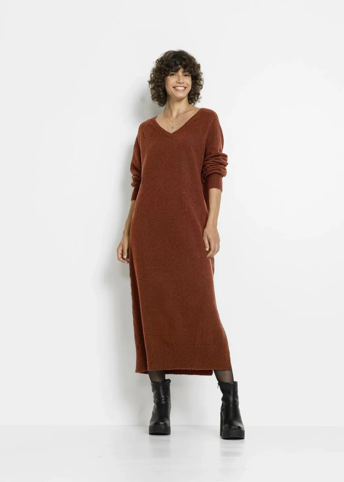 bonprix Strickmode|Kleider^Oversized Strickkleid in Midilänge mahagonibraun meliert
