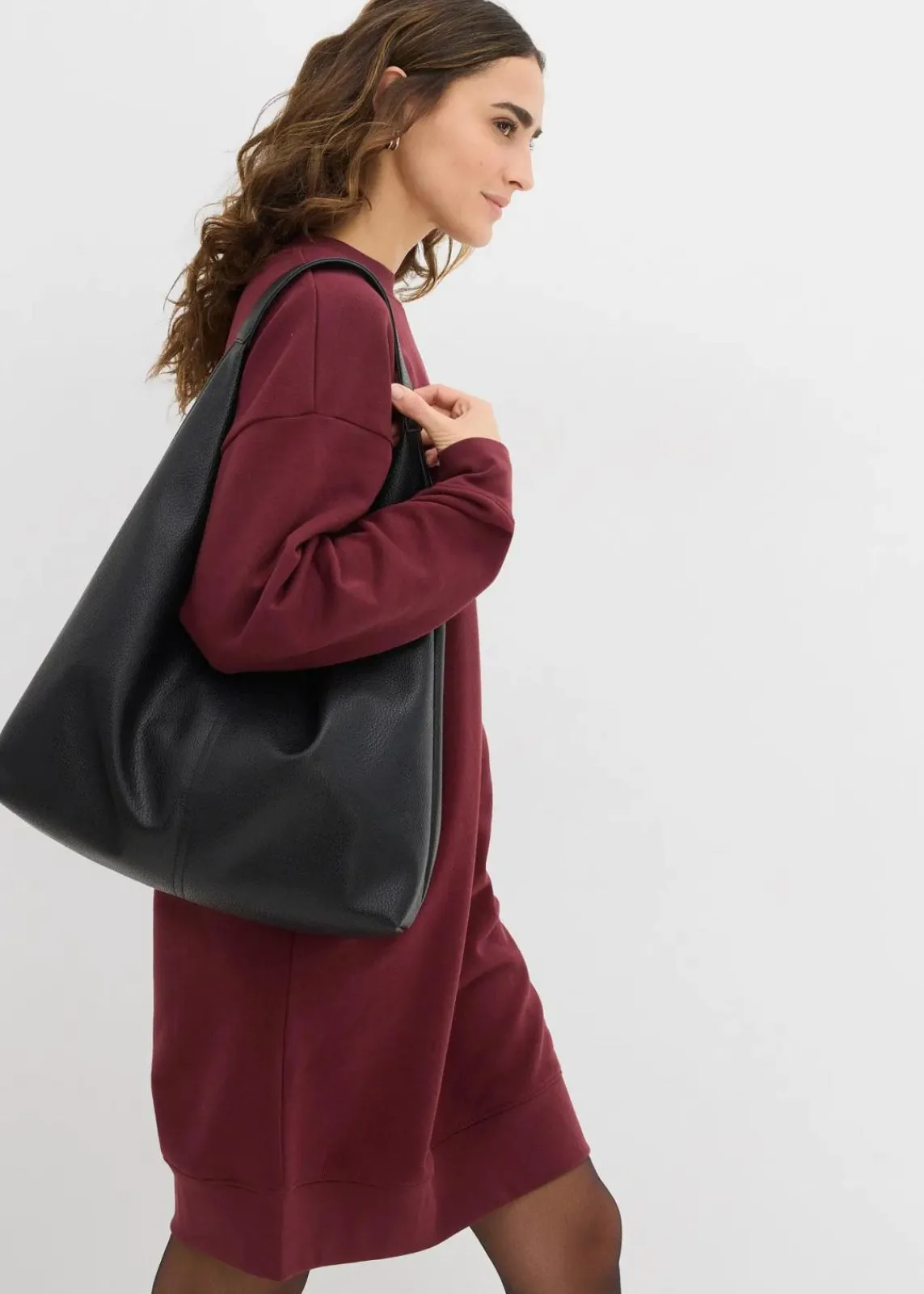 bonprix Bekleidung·Röcke|Bekleidung·Blusen & Tuniken^Oversized Sweatkleid dunkelbeere