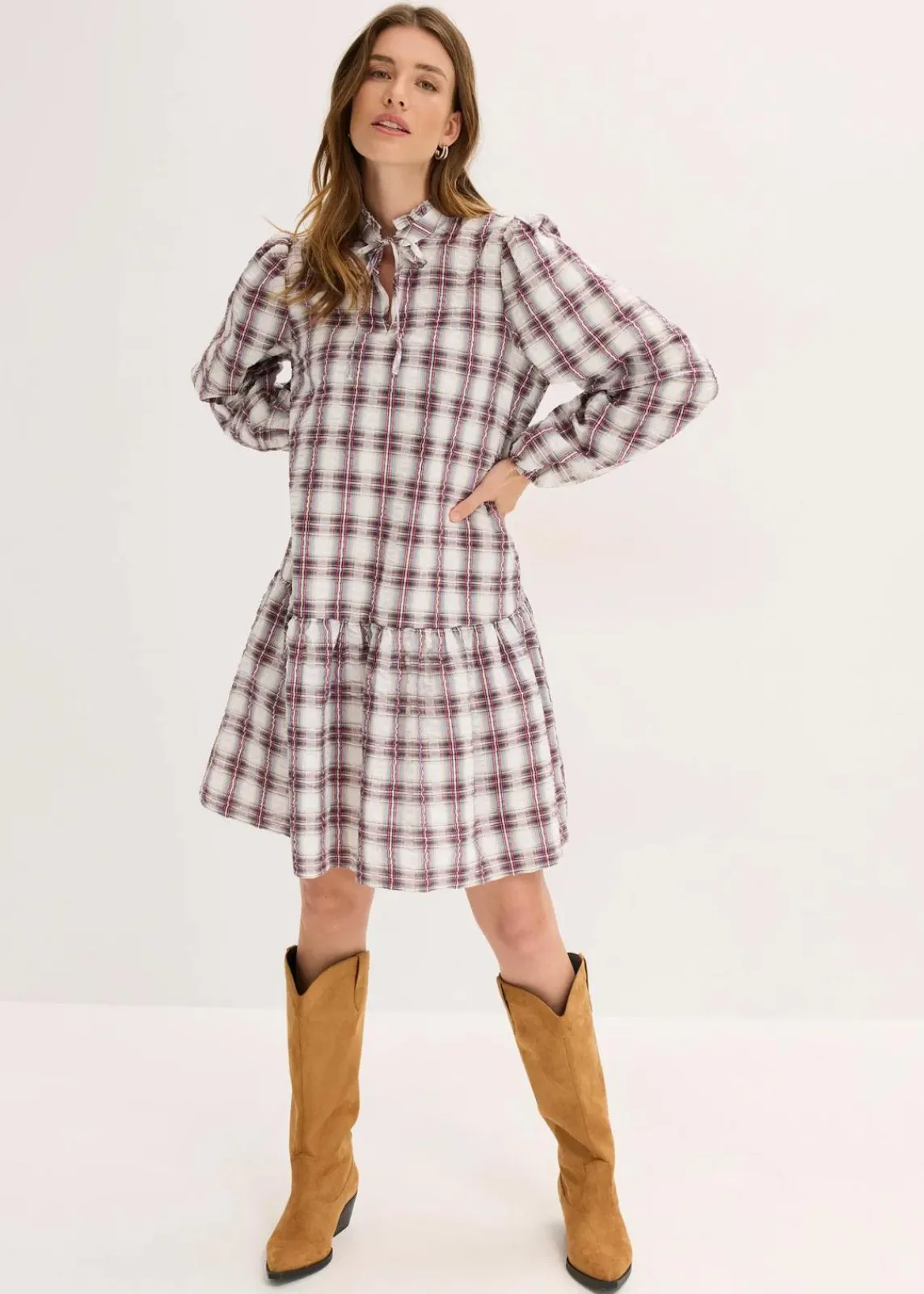 bonprix Bekleidung·Pullover & Strickjacken|Kleider^Oversize-Kleid perlweiß/tintenblau/lavarot/hellkhaki/dunkelbraun kariert