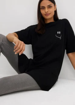 bonprix Shirts & Tops|Nachhaltigere Materialien^Oversize-Longshirt aus reiner Bio-Baumwolle schwarz bedruckt