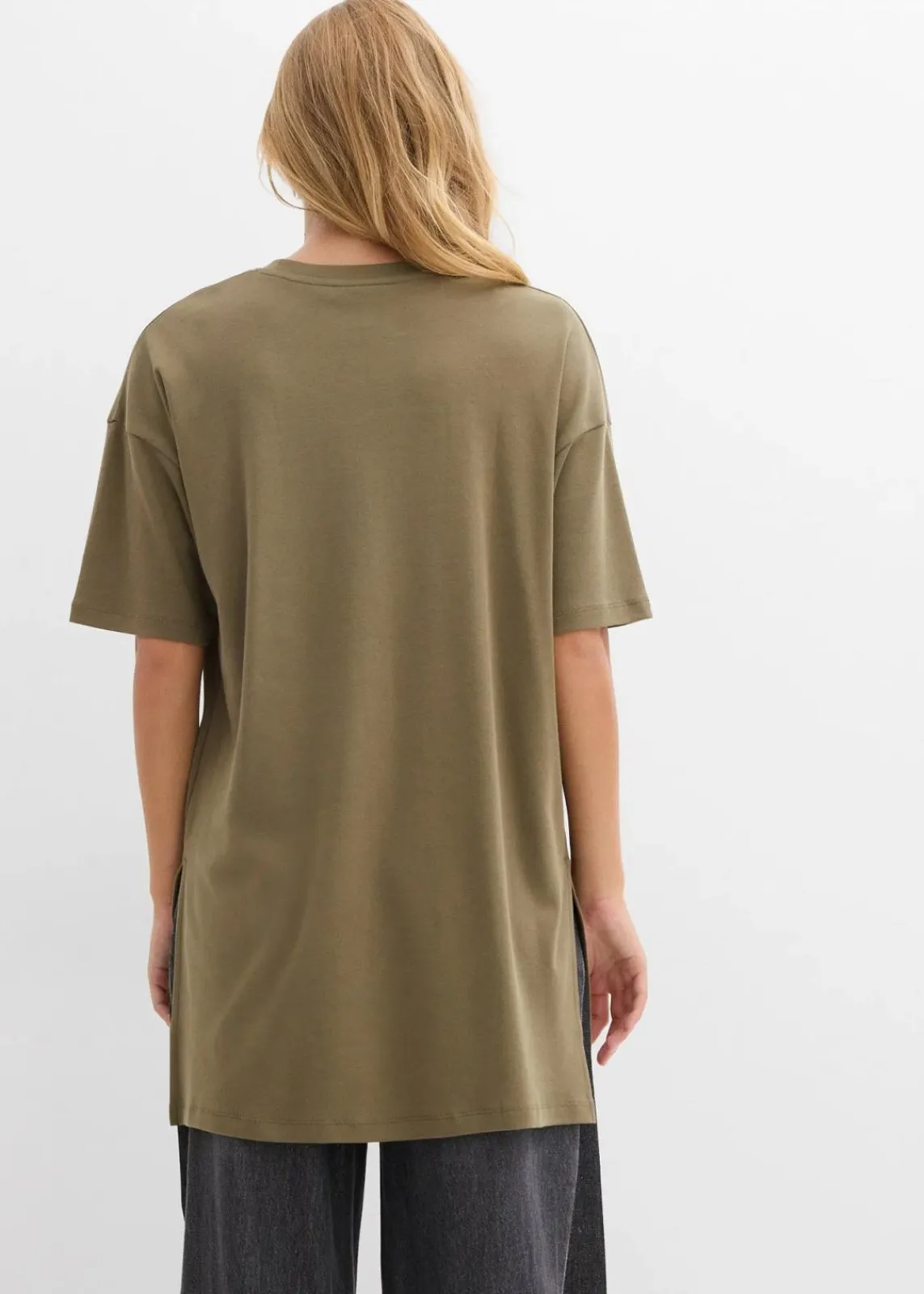 bonprix Nachhaltigere Materialien|Shirts & Tops^Oversize-Longshirt aus reiner Bio-Baumwolle schlammgrün bedruckt
