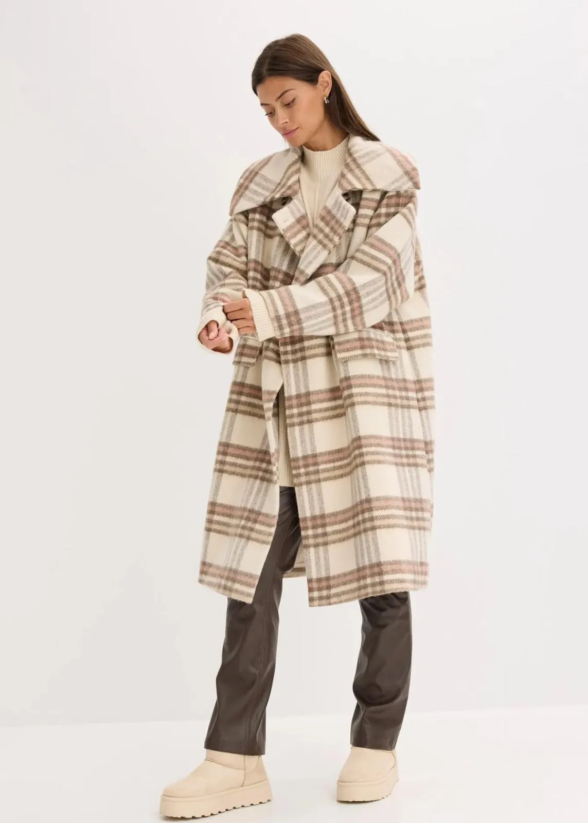 bonprix Jacken & Mäntel^Oversize-Mantel aus weichem Woll-Mix creme kariert