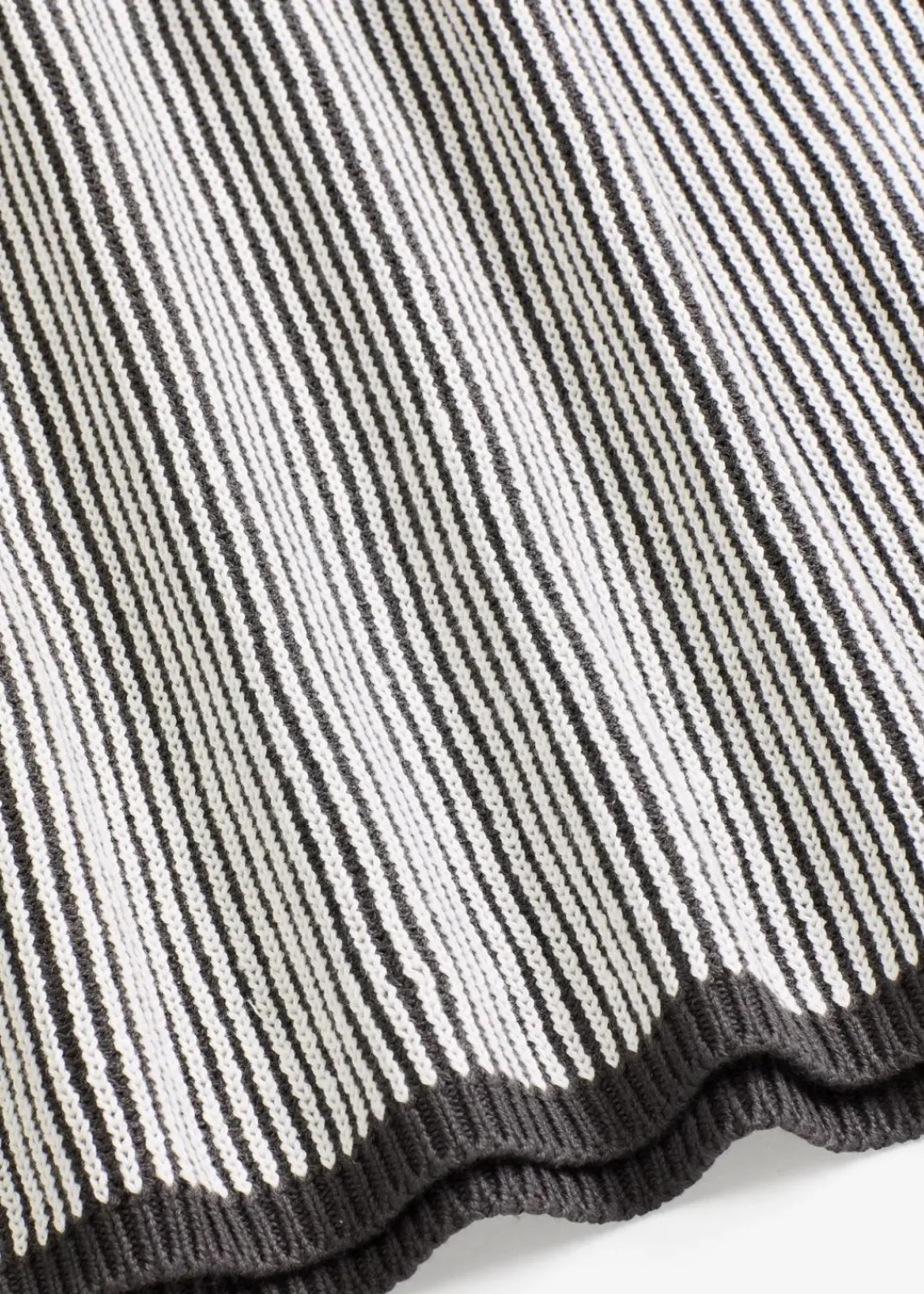 bonprix Bekleidung·Umstandsmode|Strickmode^Oversize-Pullover mit Stehkragen schiefergrau meliert