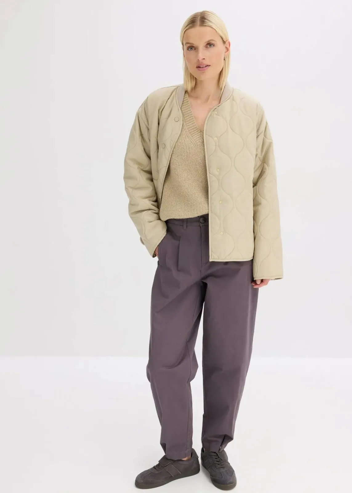 bonprix Bekleidung·Umstandsmode|Strickmode^Oversize-Pullover mit V-Ausschnitt mattschilf