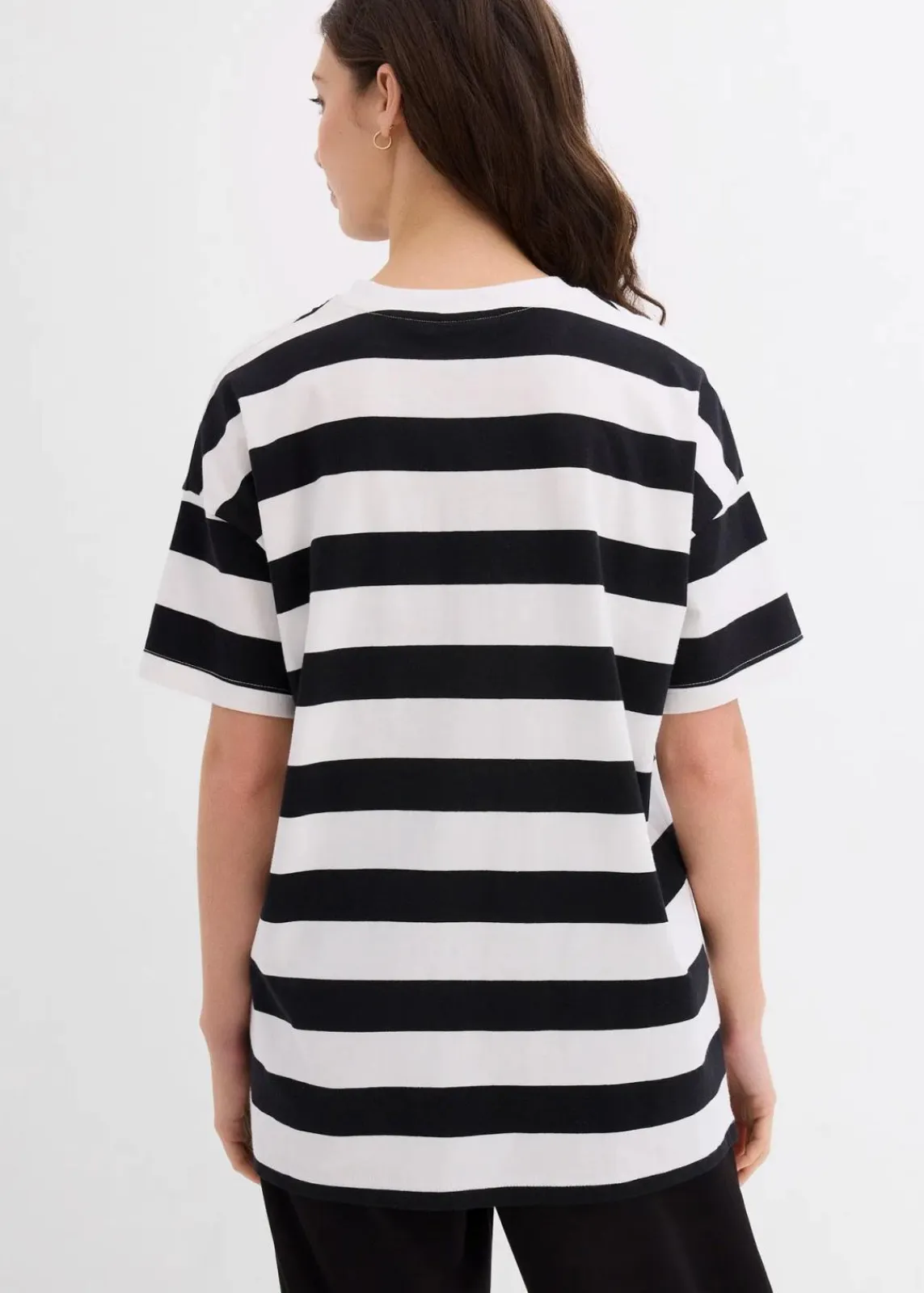 bonprix Nachhaltigere Materialien|Shirts & Tops^Oversize-Shirt aus reiner Bio-Baumwolle schwarz/weiß gestreift