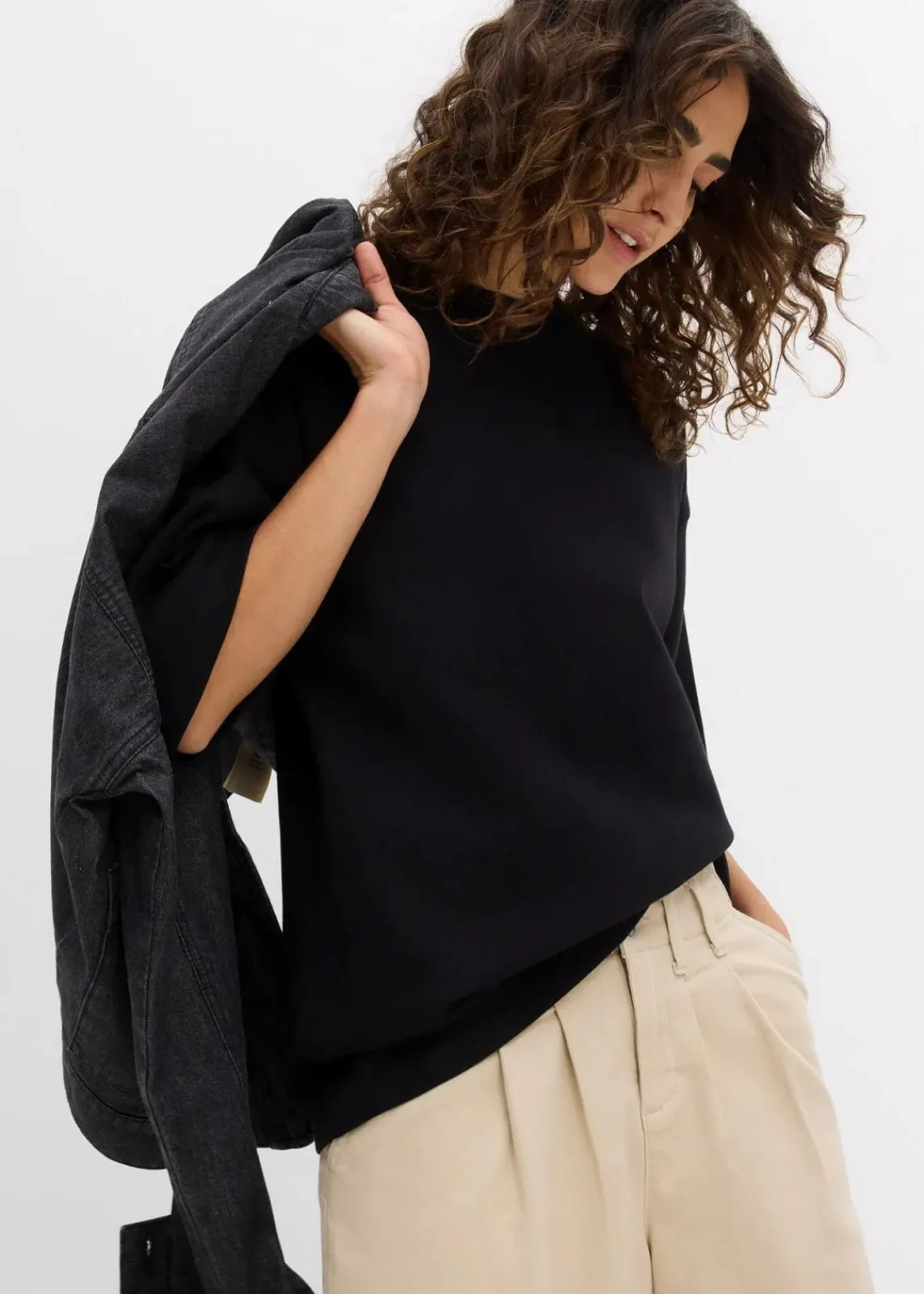 bonprix Nachhaltigere Materialien|Shirts & Tops^Oversize-Shirt aus reiner schwerer Bio-Baumwolle schwarz