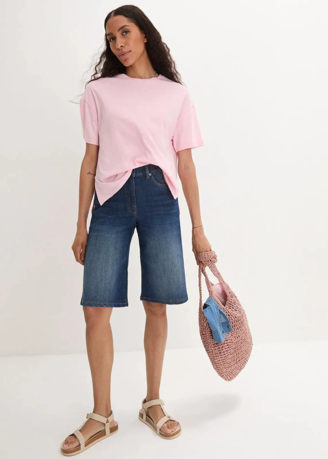 bonprix Nachhaltigere Materialien|Shirts & Tops^Oversize-Shirt mit Druck puderrosa