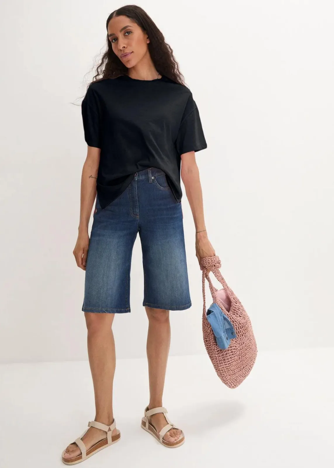 bonprix Bekleidung·Röcke|Basics^Oversize-Shirt mit Druck schwarz