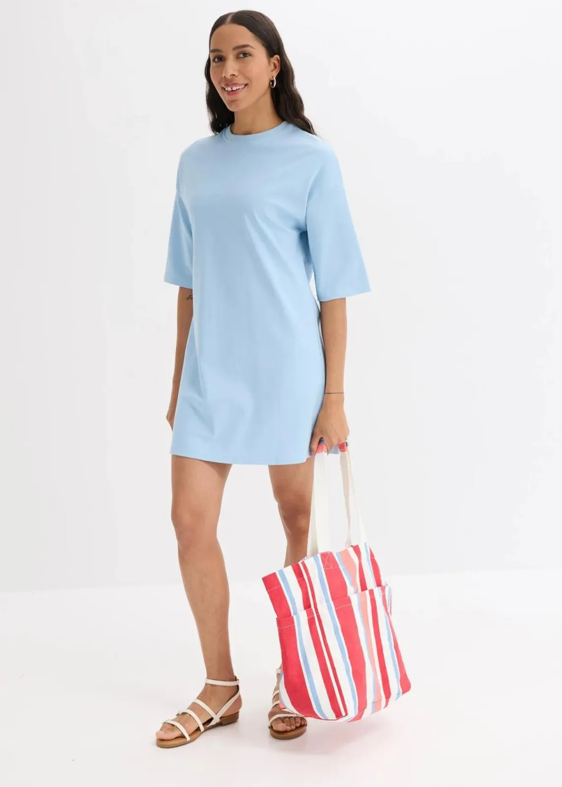 bonprix Nachhaltigere Materialien|Kleider^Oversize-Shirtkleid aus schwerer Bio-Baumwolle hellblau