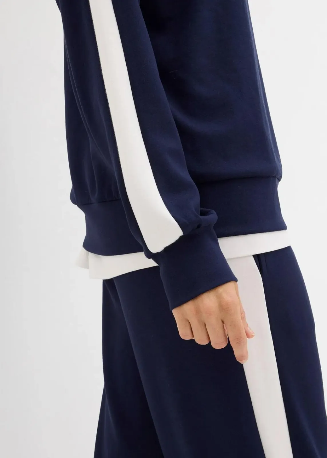bonprix Bekleidung·Blusen & Tuniken|Zweiteiler & Sets^Oversize-Sweatshirt blau