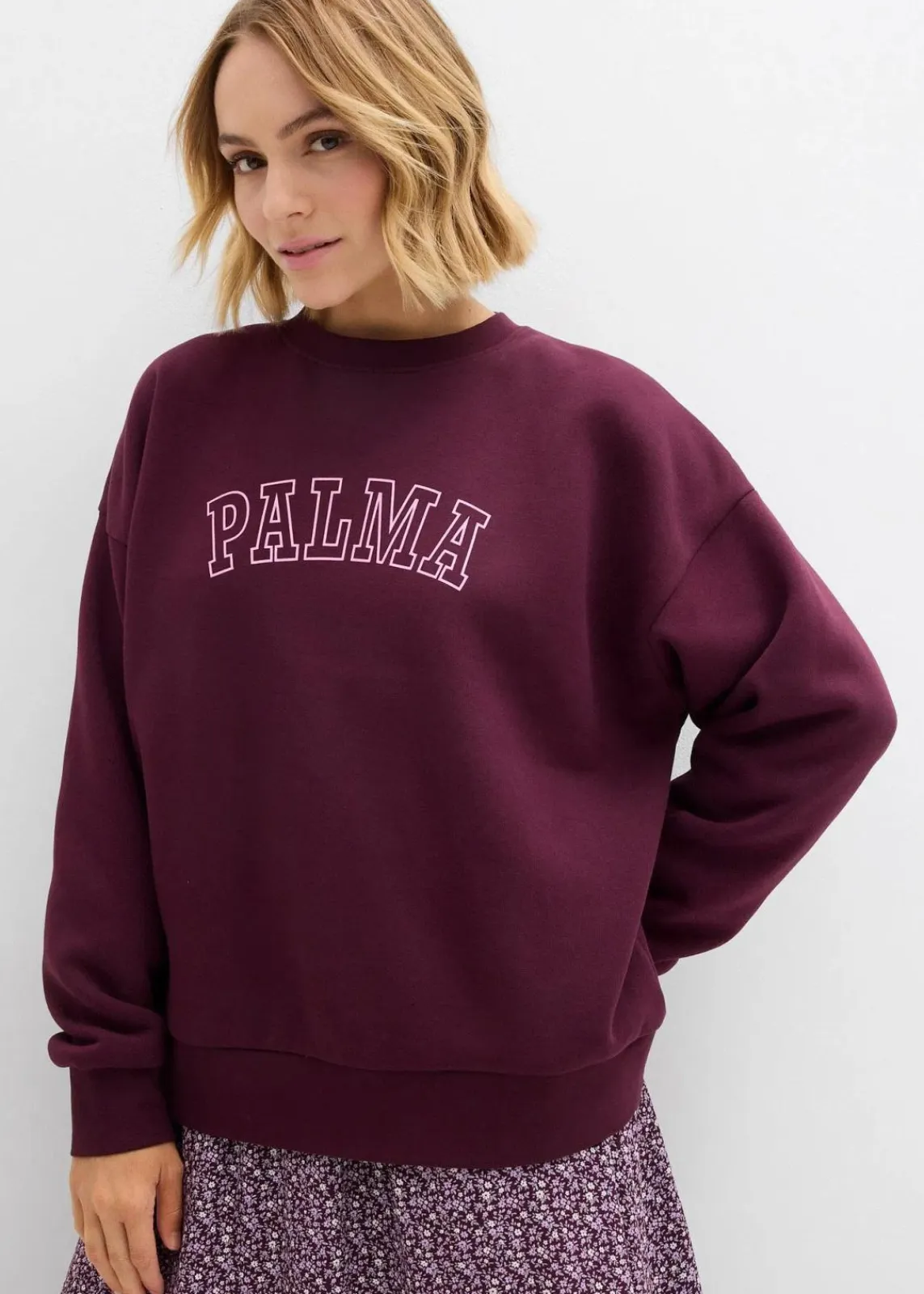 bonprix Sweat|Bekleidung·Blusen & Tuniken^Oversize-Sweatshirt aus Baumwoll-Mix weinrot/rosa bedruckt