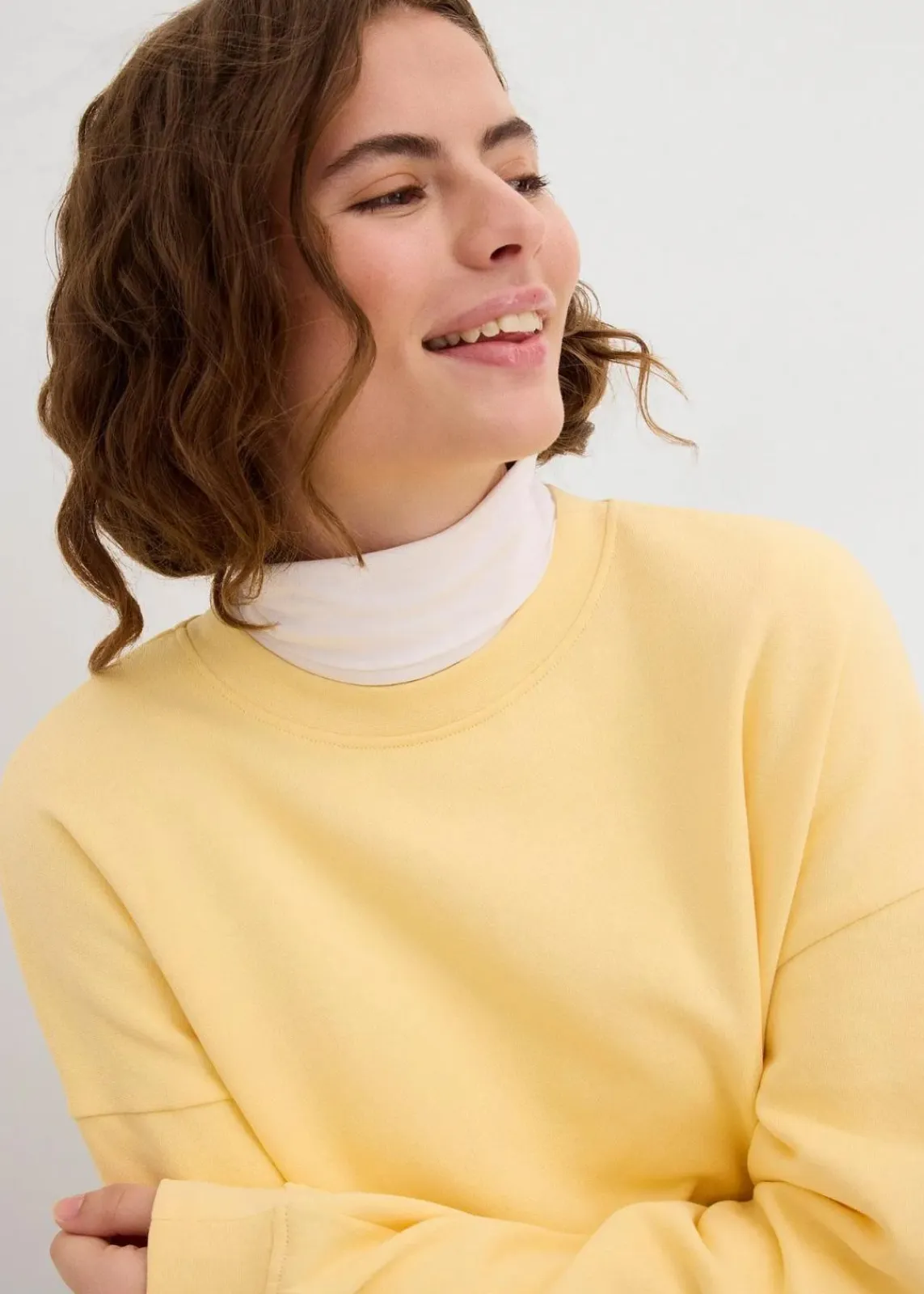 bonprix Sweat|Basics^Oversize-Sweatshirt aus reiner Baumwolle cremegelb