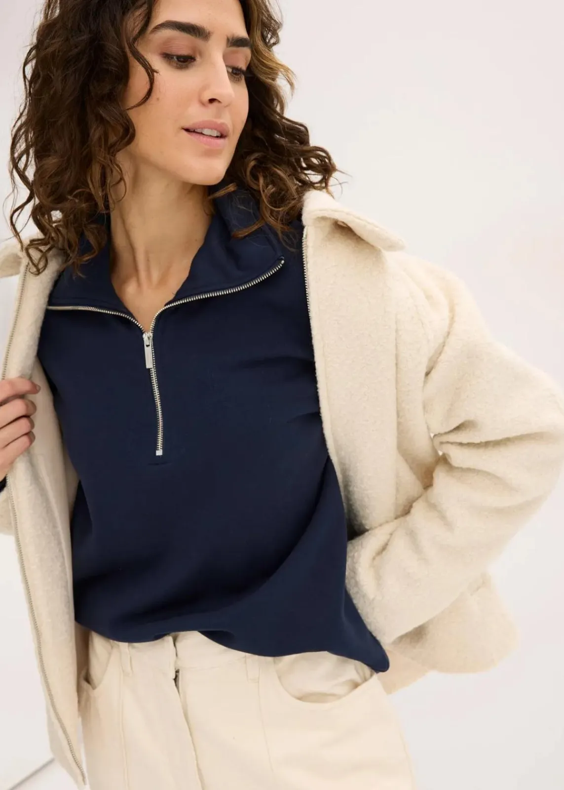 bonprix Nachhaltigere Materialien^Oversize-Sweatshirt mit Reißverschluss dunkelblau