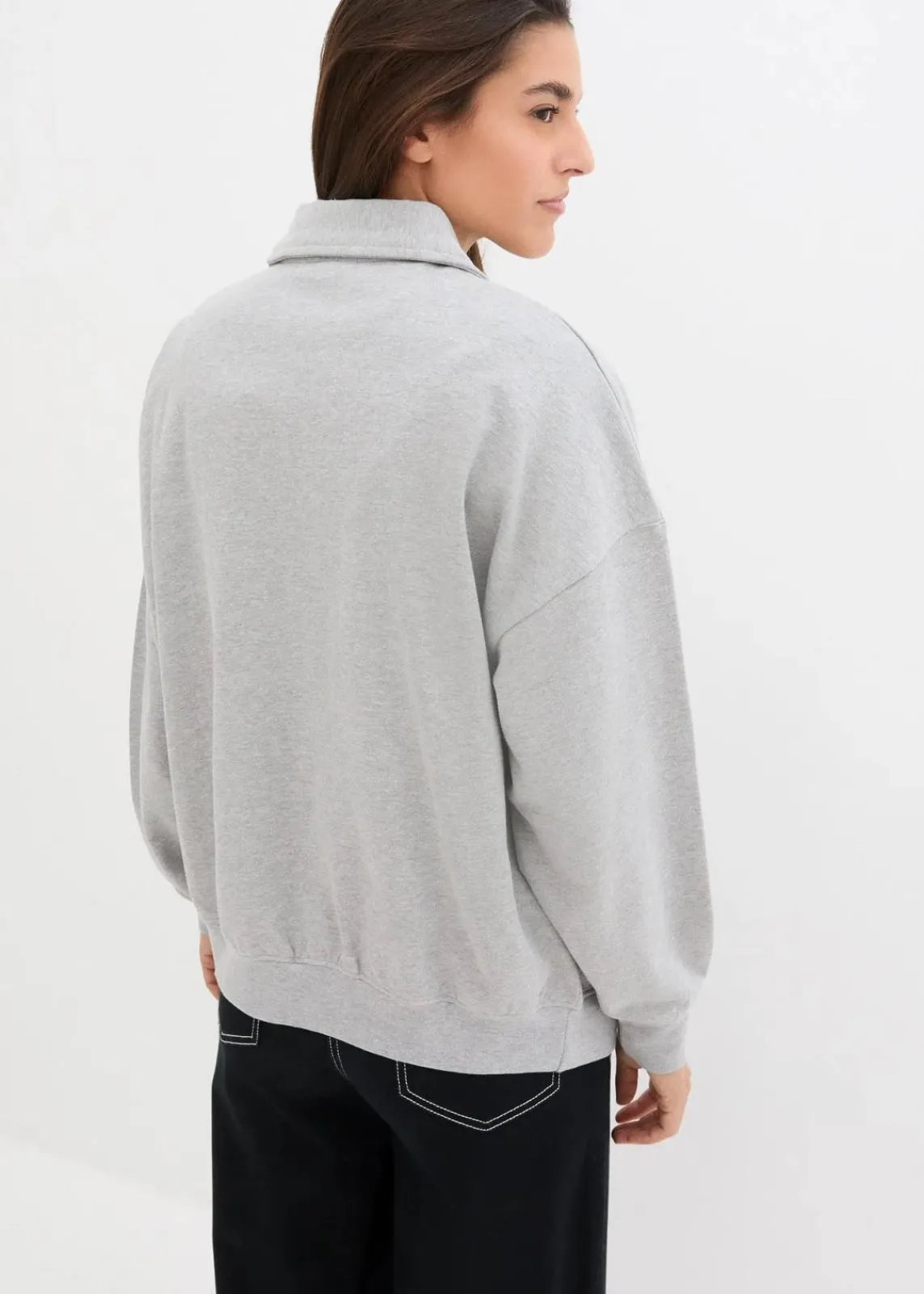 bonprix Sweat|Nachhaltigere Materialien^Oversize-Sweatshirt mit V-Ausschnitt und Polokragen hellgrau meliert
