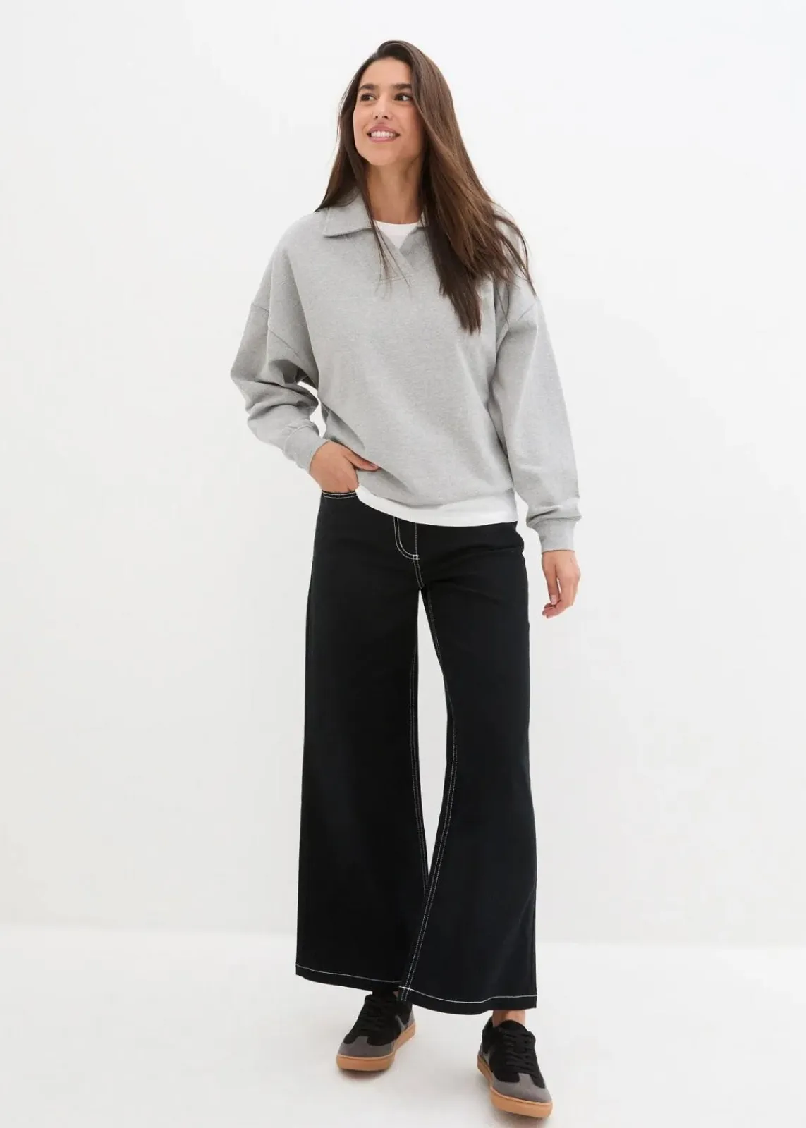 bonprix Sweat|Nachhaltigere Materialien^Oversize-Sweatshirt mit V-Ausschnitt und Polokragen hellgrau meliert