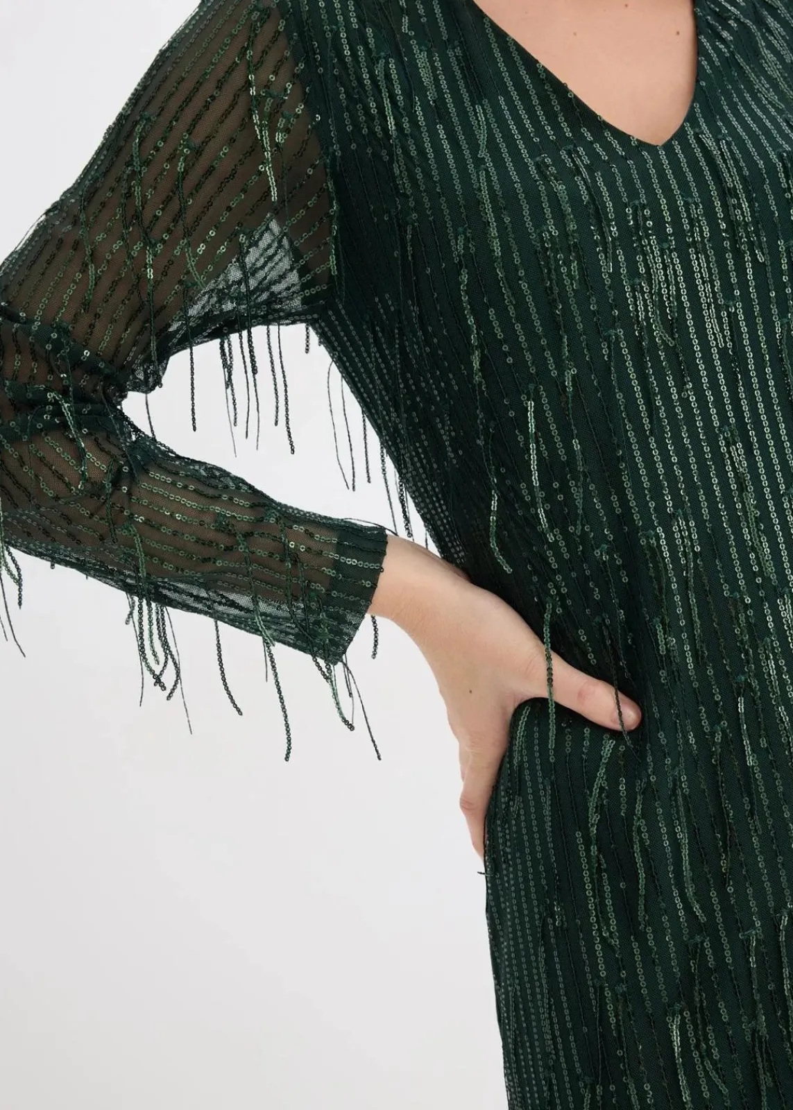 bonprix Bekleidung·Pullover & Strickjacken|Kleider^Paillettenkleid mit Fransen tiefgrün
