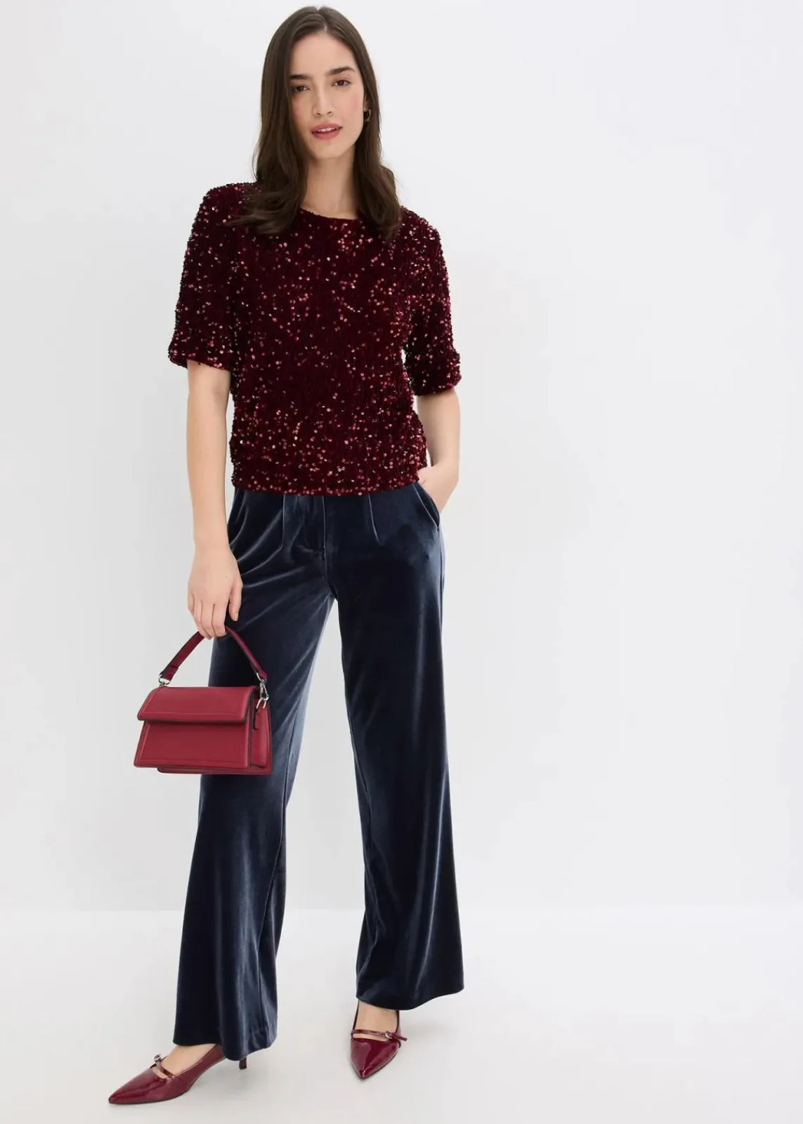 bonprix Shirts & Tops^Pailletten-Shirt bordeaux