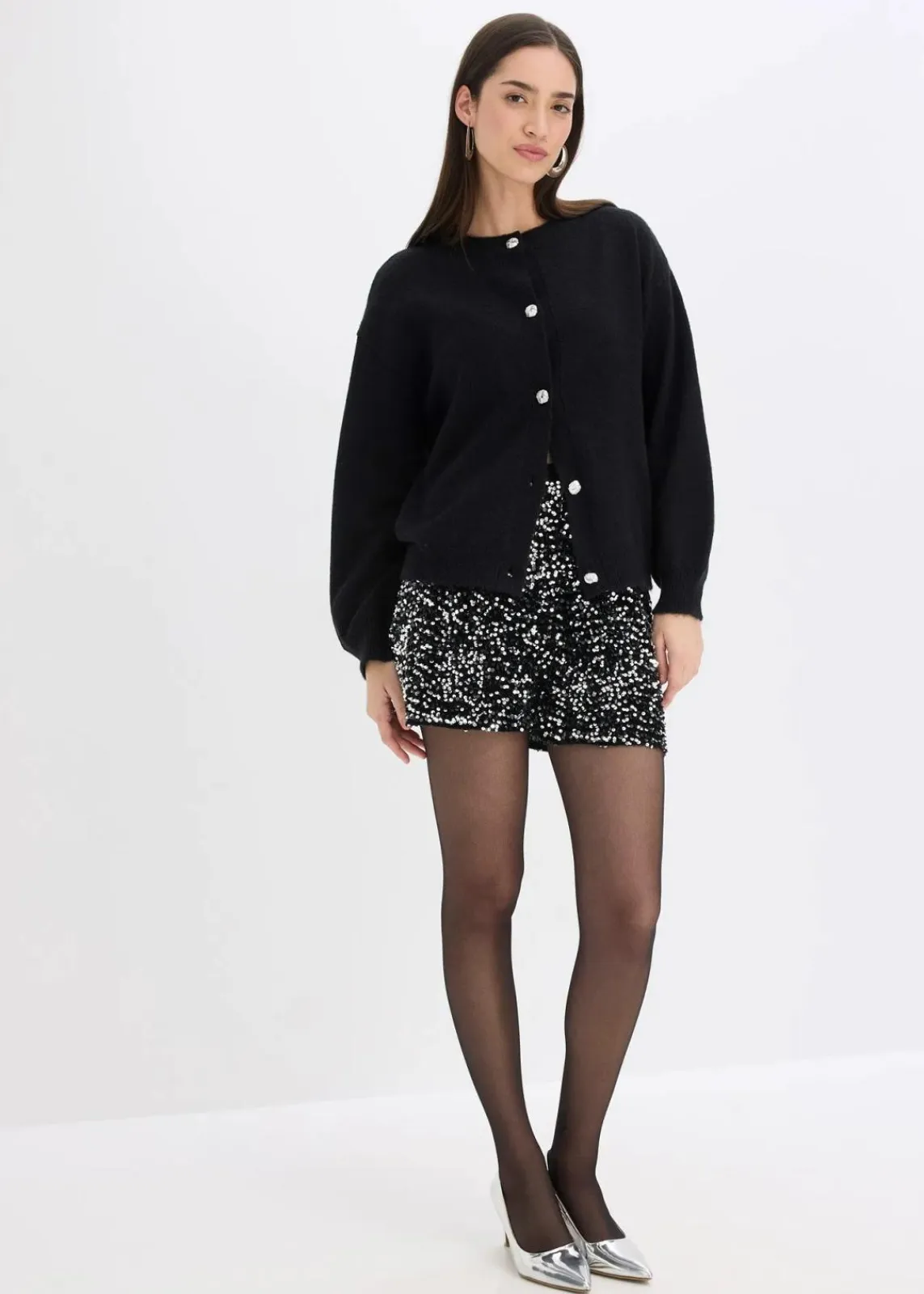 bonprix Shorts|Hosen^Pailletten-Shorts schwarz/silber