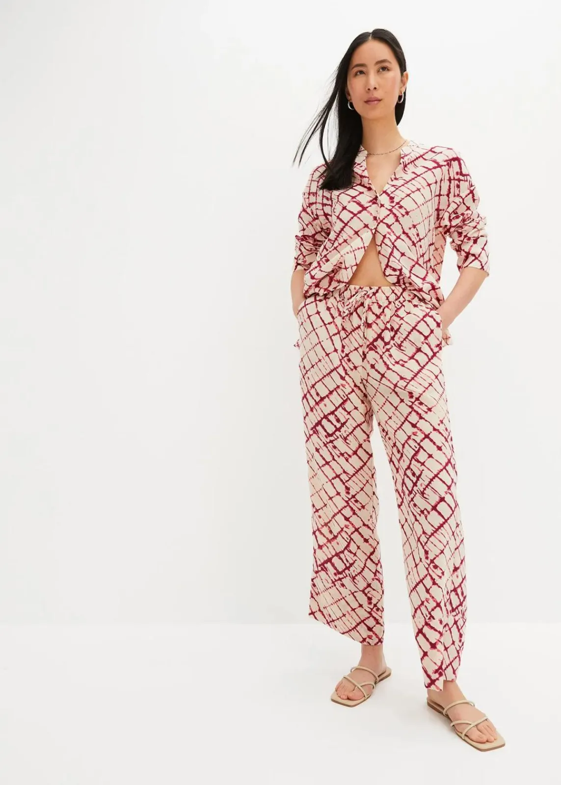 bonprix Nachhaltigere Materialien|Hosen^Palazzo-Hose violett/natur batik