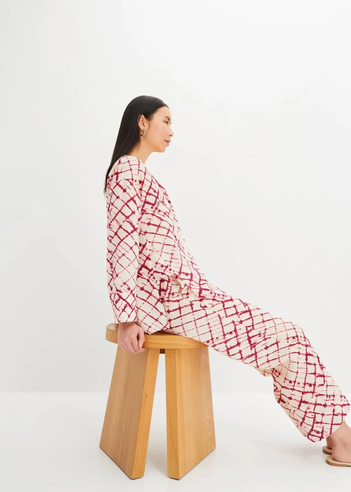 bonprix Nachhaltigere Materialien|Hosen^Palazzo-Hose violett/natur batik