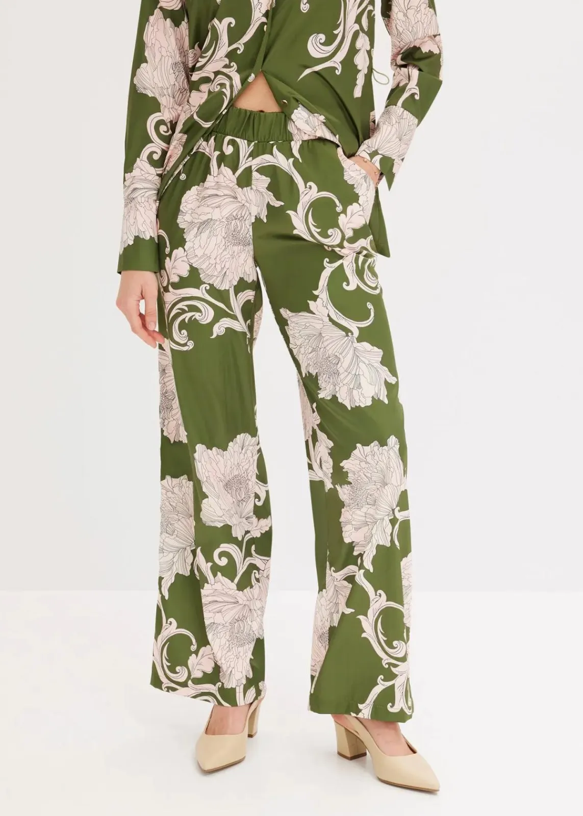 bonprix Bekleidung·Kleider|Zweiteiler & Sets^Palazzo-Hose aus fließendem Satin grün floral