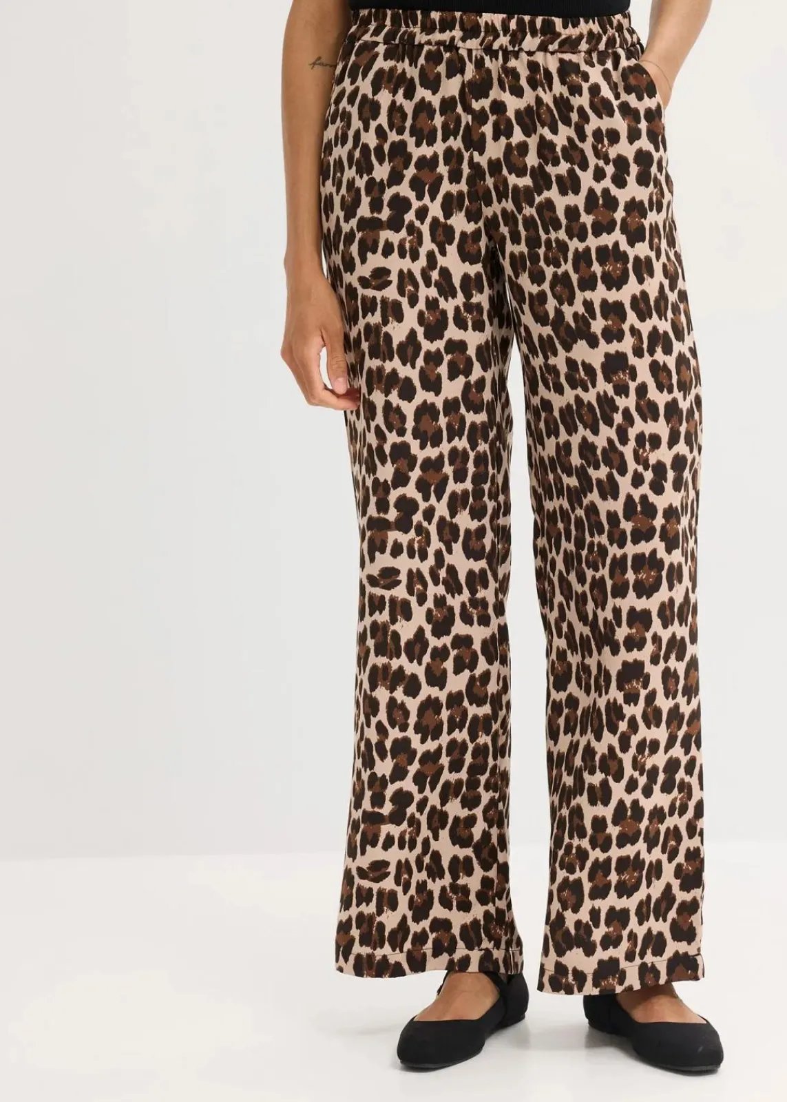 bonprix Bekleidung·Kleider|Hosen^Palazzo-Hose aus fließendem Satin braun leo bedruckt