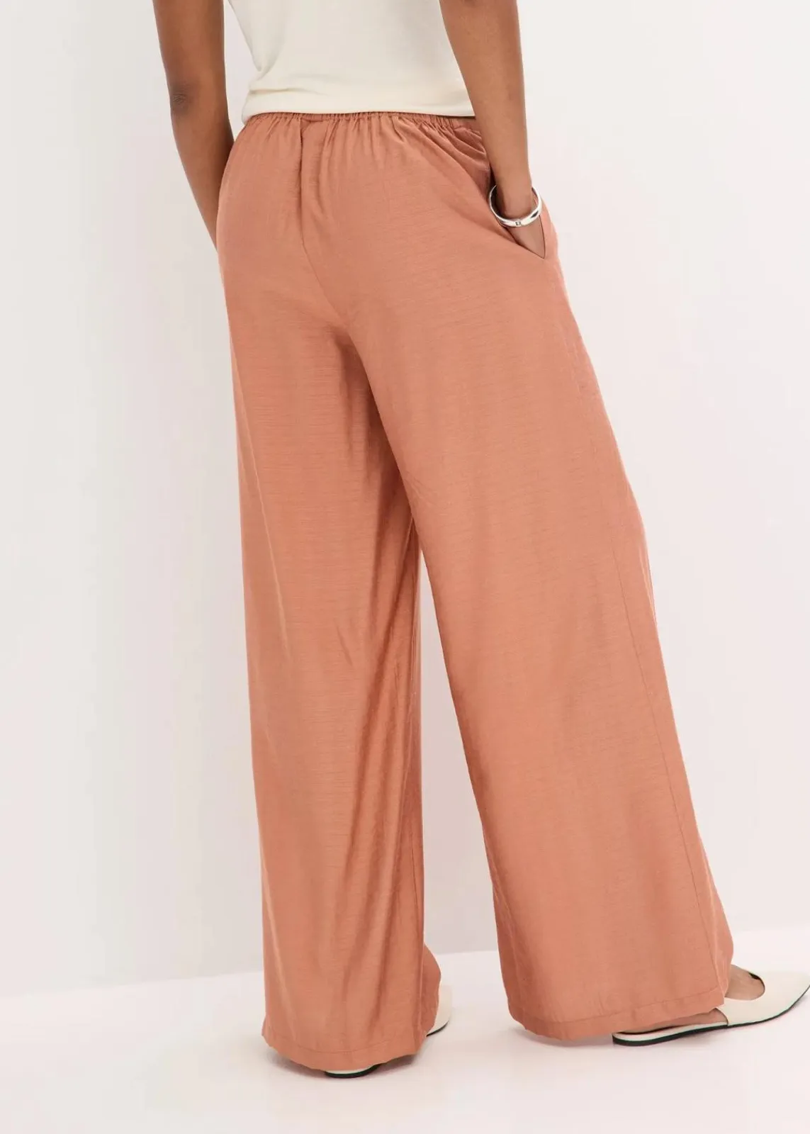 bonprix Bekleidung·Kleider|Hosen^Palazzo-Hose aus strukturiertem Viskose-Mix cognac