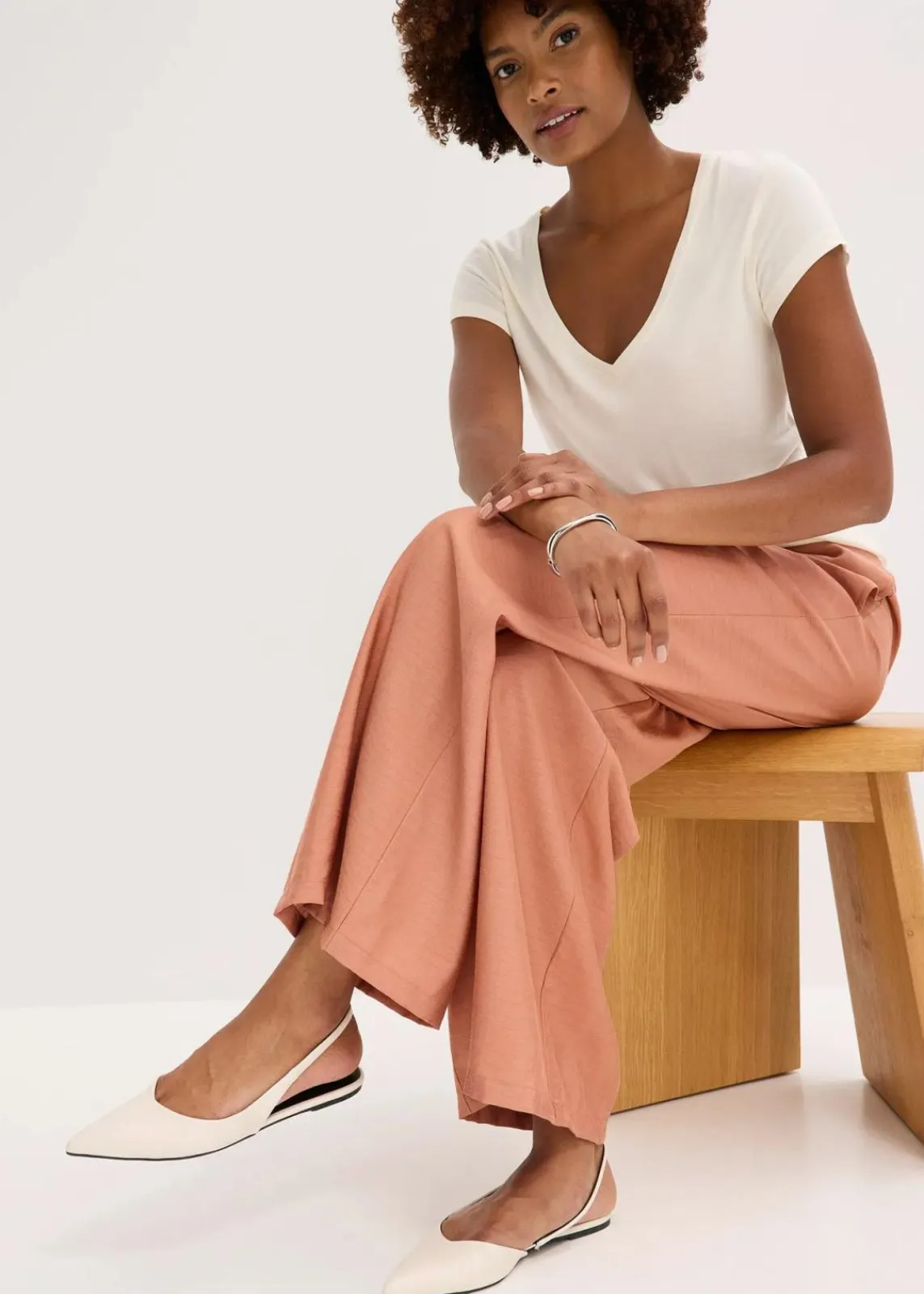 bonprix Bekleidung·Kleider|Hosen^Palazzo-Hose aus strukturiertem Viskose-Mix cognac