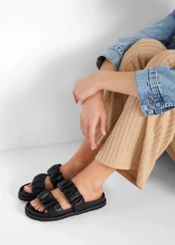 bonprix Hausschuhe|Sommerschuhe^Pantoletten schwarz