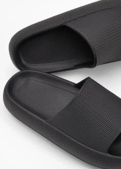 bonprix Sommerschuhe^Pantoletten schwarz