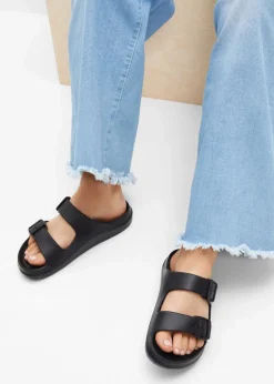 bonprix Sommerschuhe|Strandmode^Pantoletten aus wasserabweisendem Material schwarz