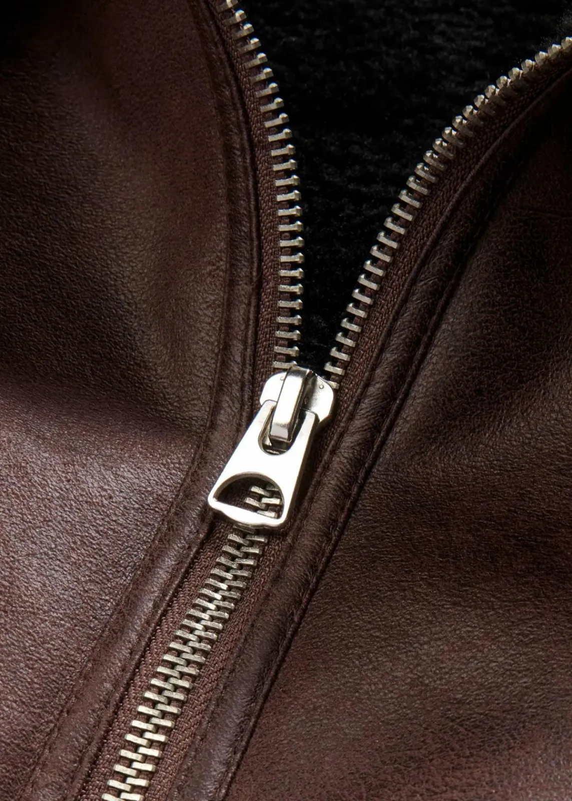 bonprix Jacken & Mäntel^Pilotenjacke aus Lammfellimitat terrabraun