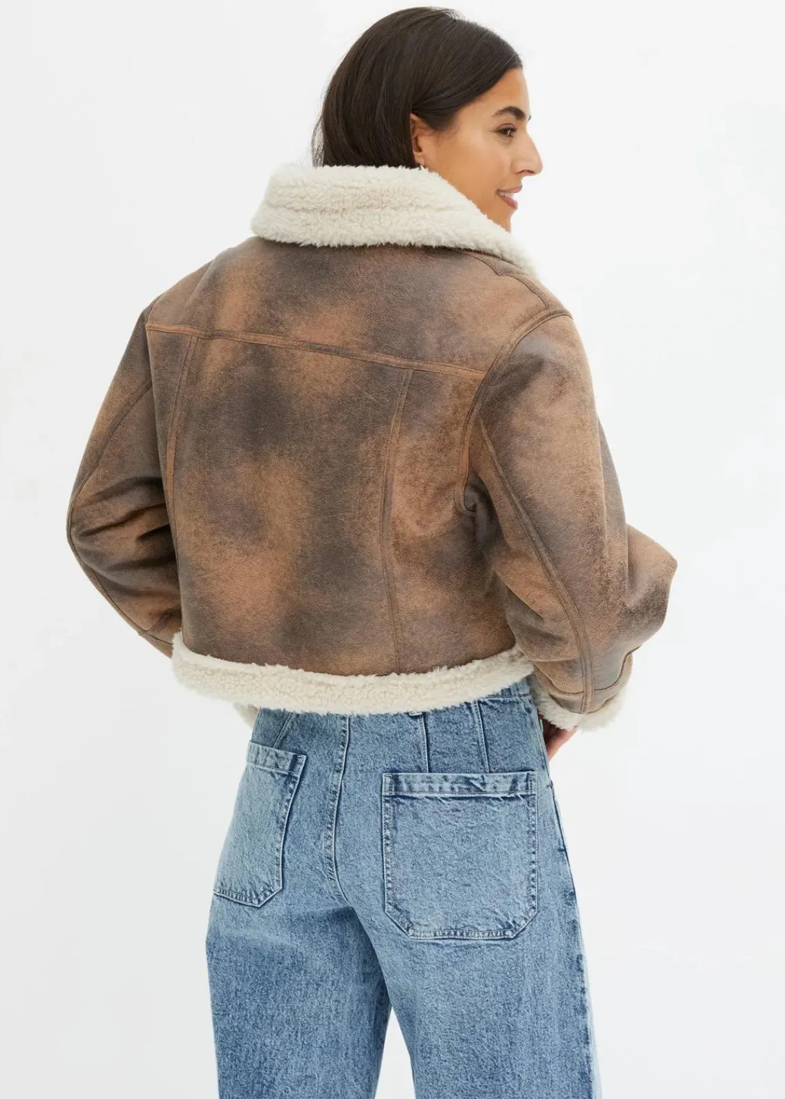 bonprix Jacken & Mäntel^Pilotenjacke aus Lammfellimitat camel
