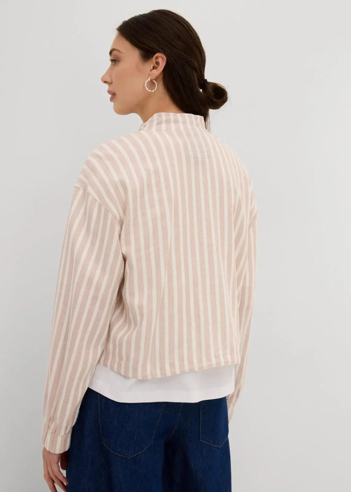 bonprix Jacken & Mäntel^Pilotenjacke in Leinenoptik mandelbeige/wollweiß gestreift