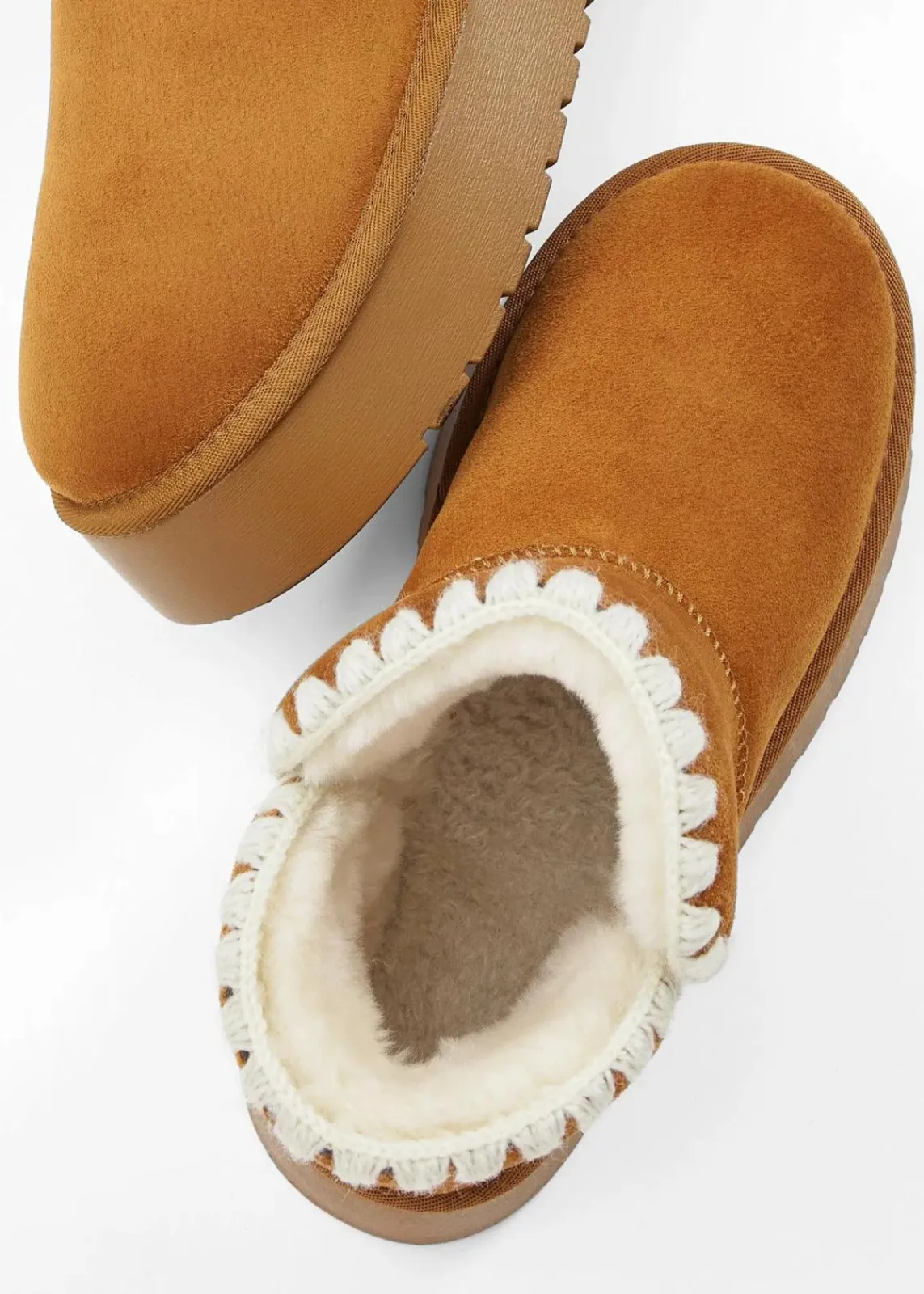 bonprix Gefütterte Winterschuhe|Boots^Plateau-Boots haselnuss