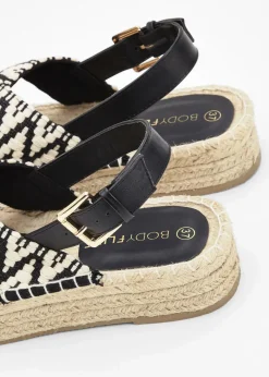 bonprix Strandmode|Sommerschuhe^Plateau-Sandalen beige/schwarz