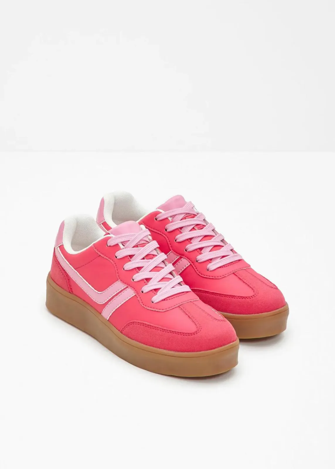 bonprix Sneaker^Plateau-Sneaker im Retrolook paradiespink/rosa