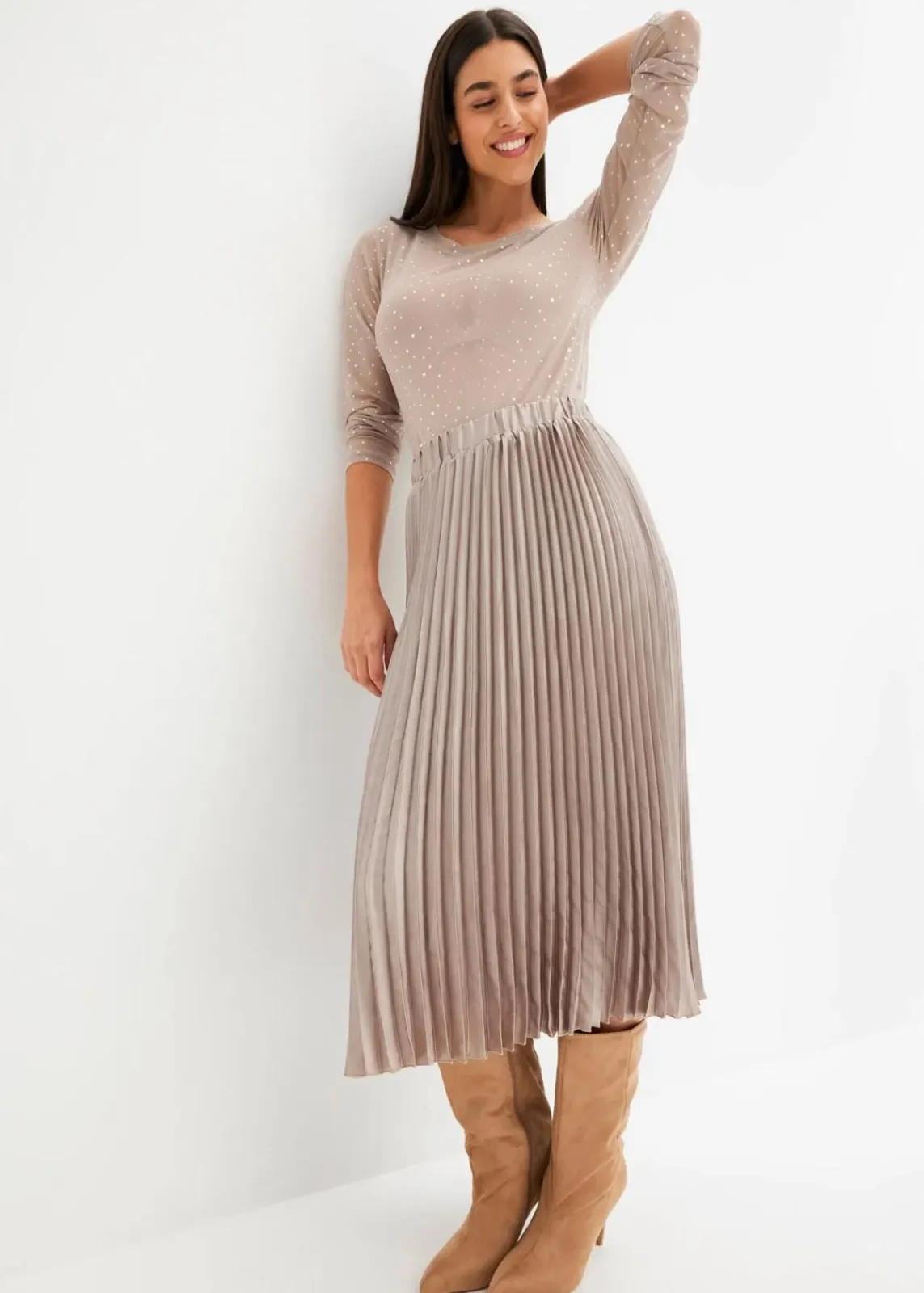 bonprix Bekleidung·Sportbekleidung|Nachhaltigere Materialien^Plissée-Rock aus feinem Satin naturstein