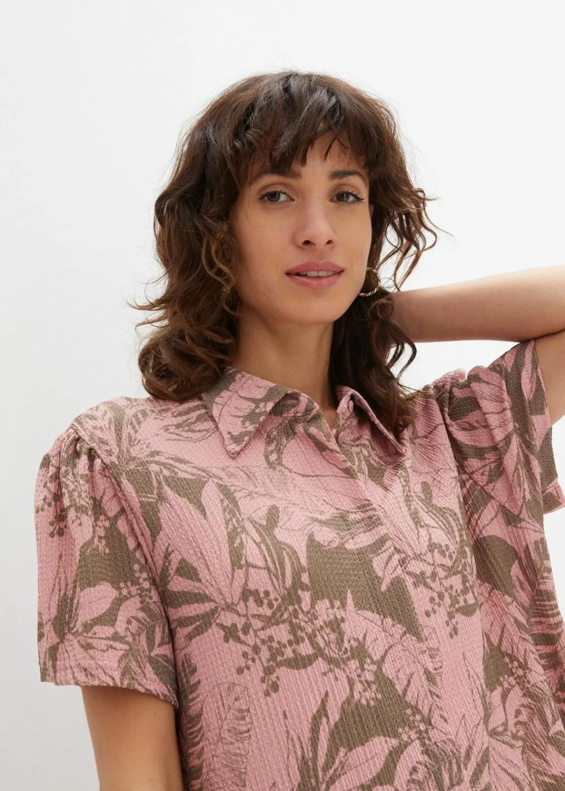 bonprix Kleider^Polo -Shirtkleid helloliv/aschrosa bedruckt