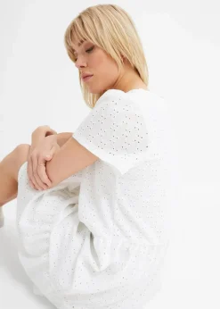 bonprix Bekleidung·Pullover & Strickjacken|Kleider^Polokleid mit Lochstickerei weiß