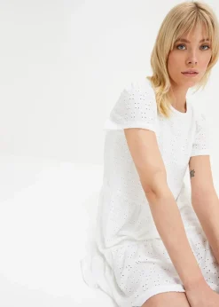 bonprix Bekleidung·Pullover & Strickjacken|Kleider^Polokleid mit Lochstickerei weiß