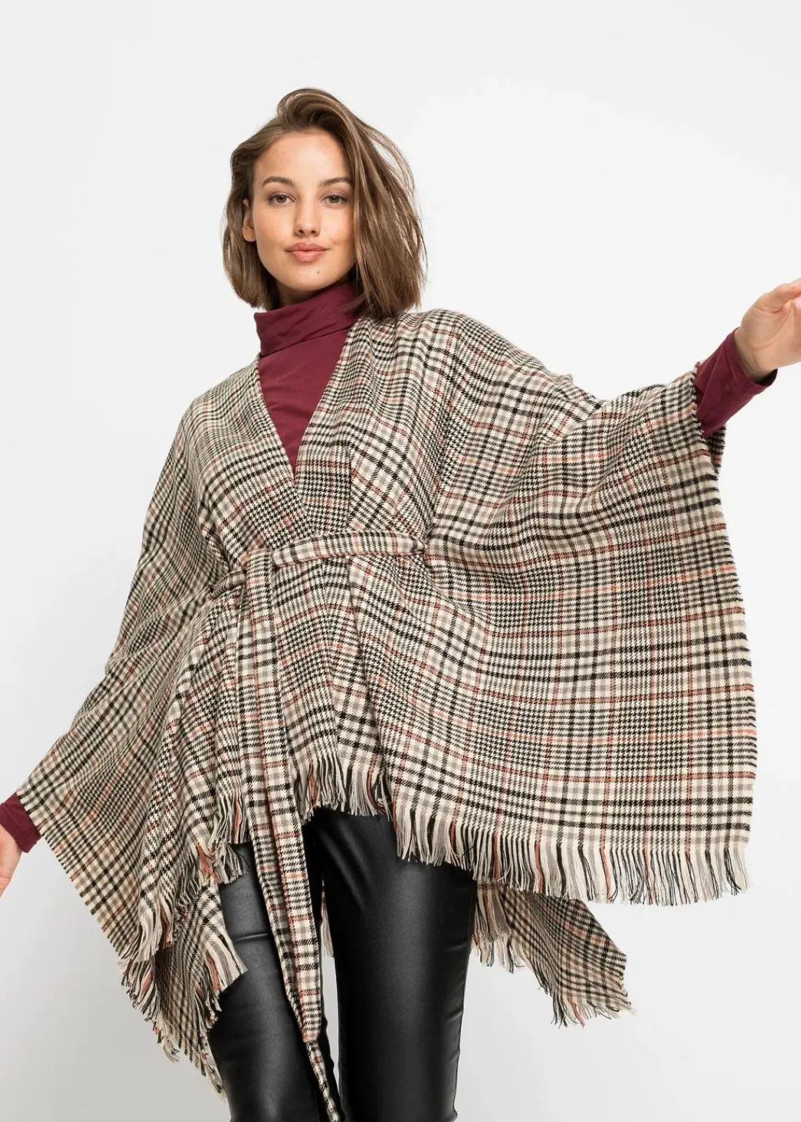 bonprix Ponchos|Schuhe & Accessoires In Spezialgrößen·Tücher & Ponchos^Poncho beige/schwarz kariert